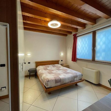 Garda Lake - Appartamenti 卡斯特努沃德加尔达 外观 照片